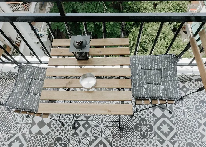 Nest Apartment